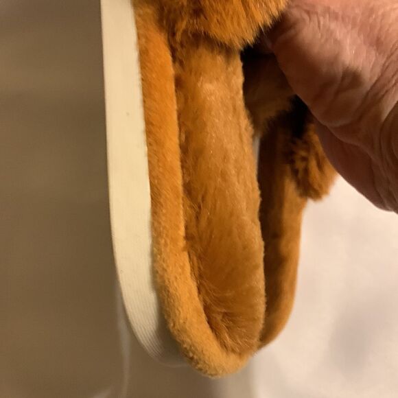 Parlovable NWT house slippers - Picture 6 of 7